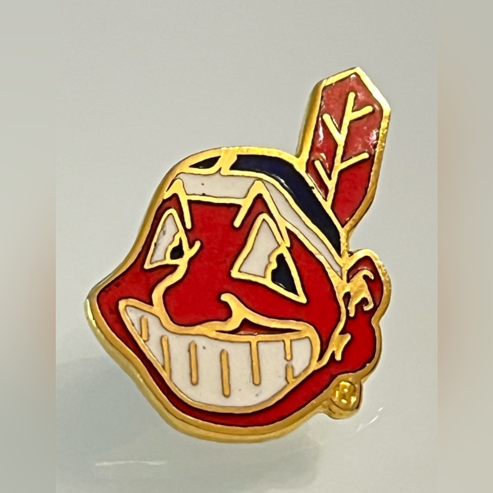 1994 Chief Wahoo Cleveland Indians MLB Baseball Pin Peter David Inc VINTAGE